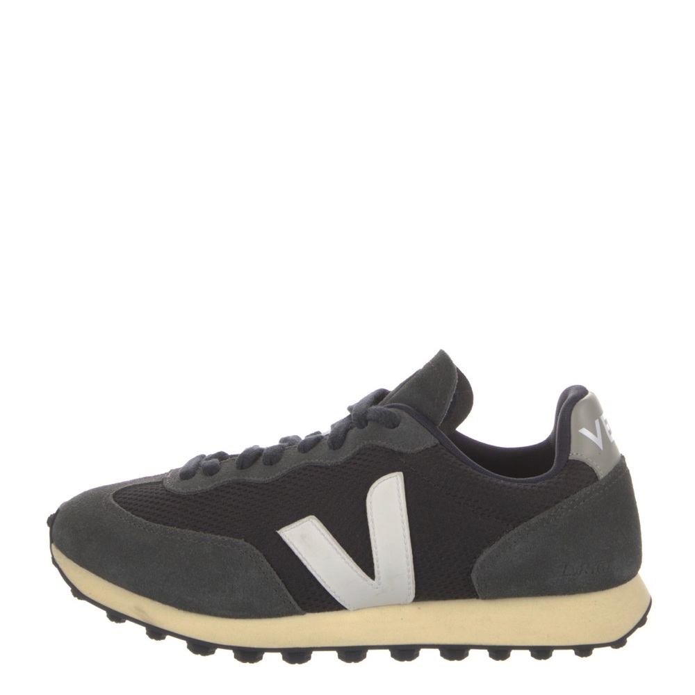 Veja Rio Branco sneakers, size 9